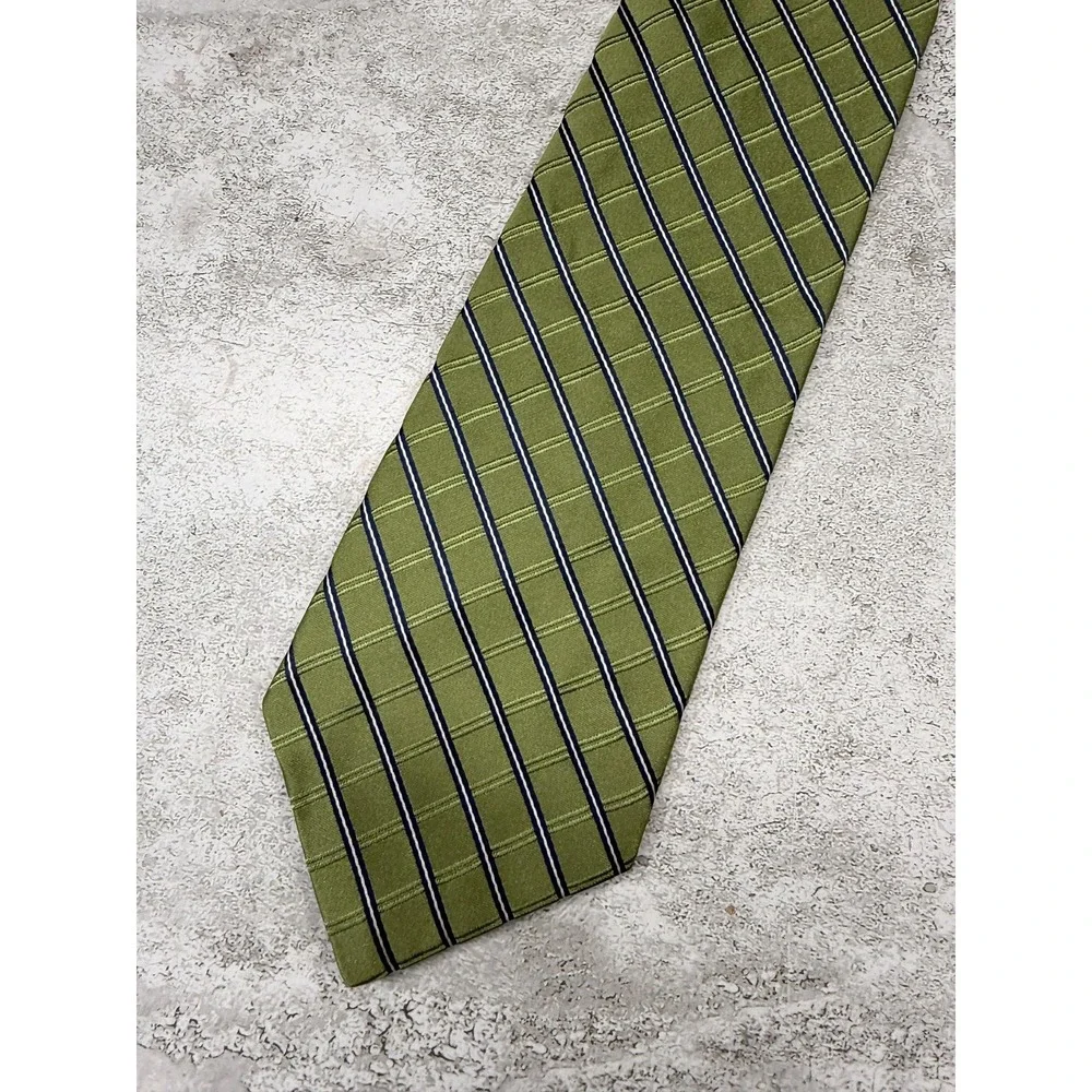 Tommy Hilfiger Tie Mens One Size Green Striped‎ 100% Silk Designer Logo Classic